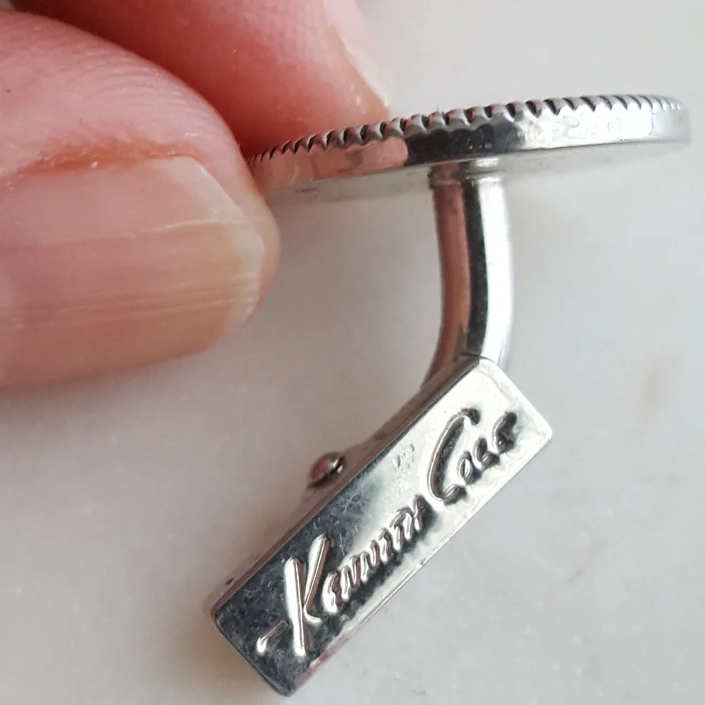 🌙Gorgeous Kenneth Cole Mercasite Cufflinks